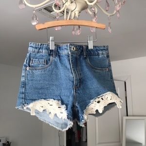 Jean shorts with lace detailing